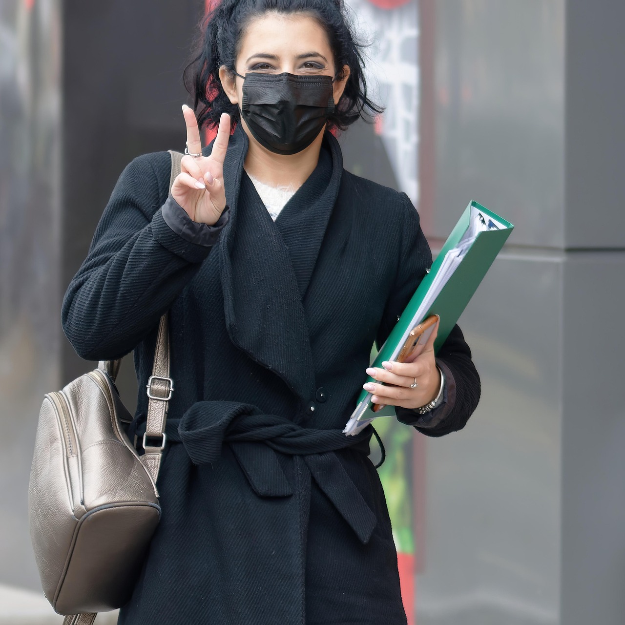 吉本巧コーチが解き明かす!バンカーショット成功への「究極のアドレス」